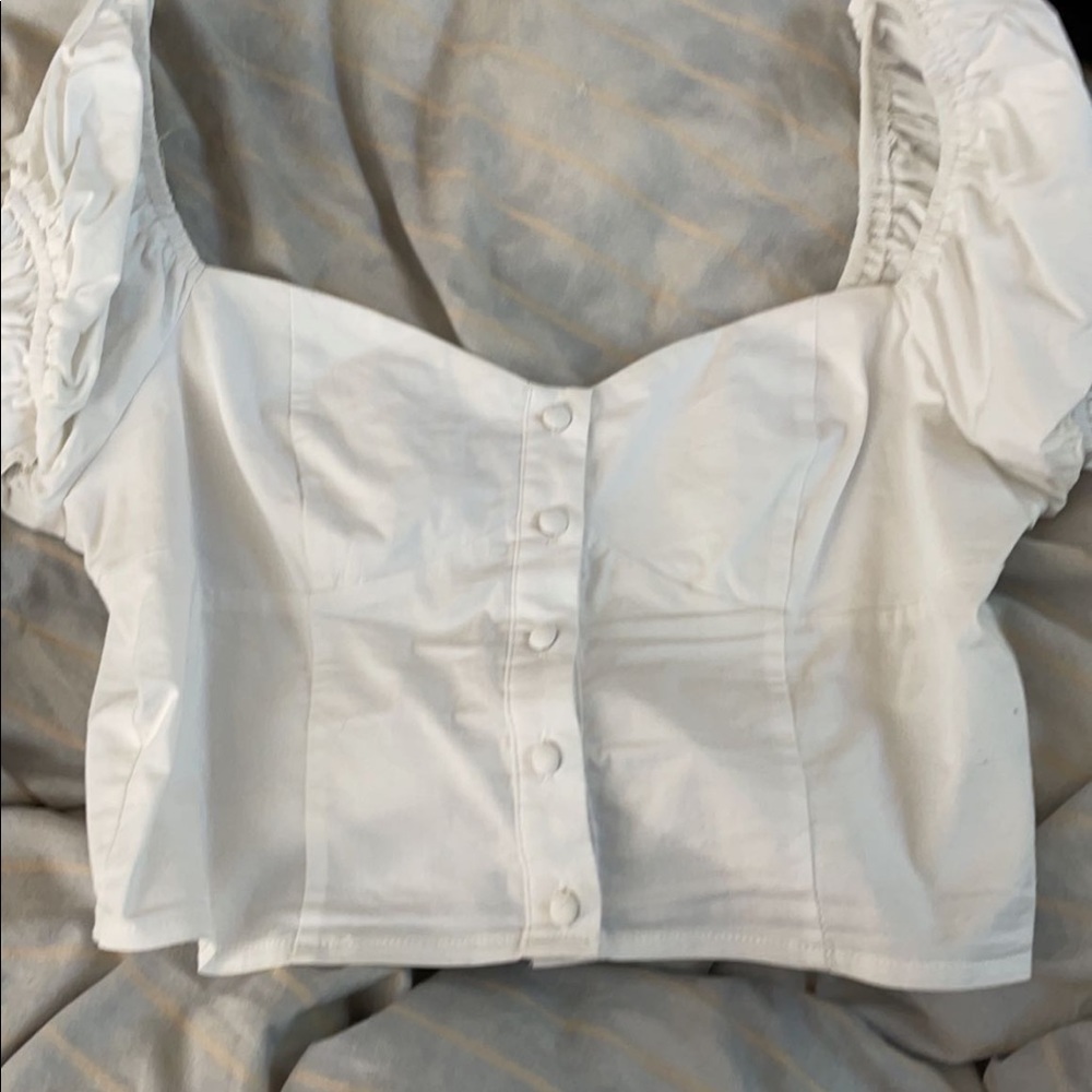White crop top from forever 21 size m